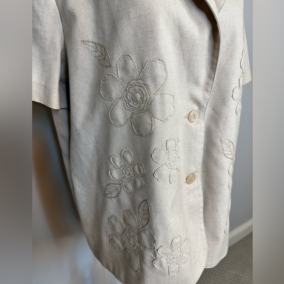 Sz 16 Alfred Dunner tan button front short sleeve top blazer shoulder pads - Picture 2 of 6